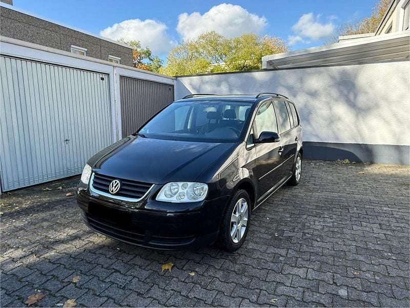 Schwarz Gebraucht 2006 VW Touran Van / Kleinbus | 2.450 € (Fairer Preis) - Bild 1/4