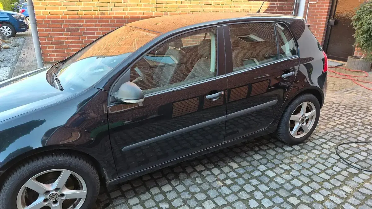 Gebraucht VW Golf V 80 PS (58 kW) 2007 Schwarz Limousine