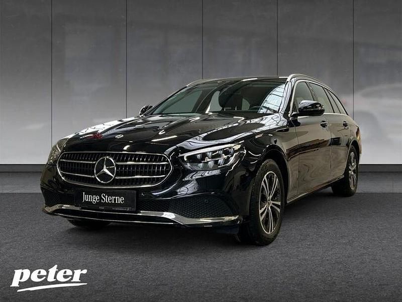 Gebraucht Mercedes E220 Avantgarde 200 PS (147 kW) 2022 Metalliclack obsidianschwarz Kombi
