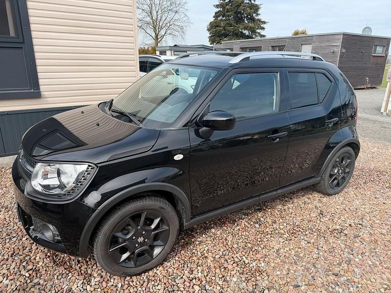 Gebraucht Suzuki Ignis 90 PS (66 kW) 2017 Schwarz SUV