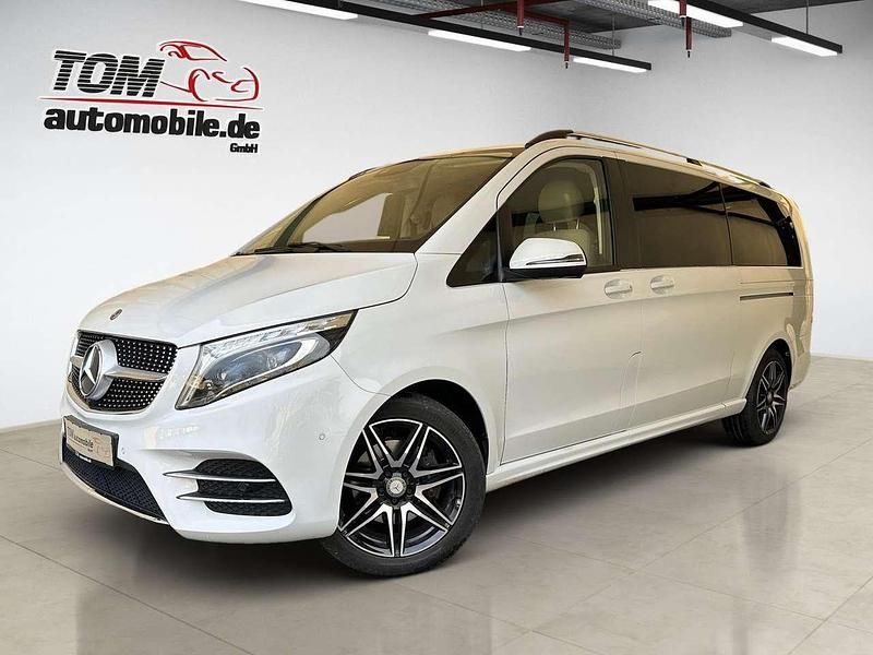 Bergkristallweiß metallic Gebraucht 2022 Mercedes V220 AMG Van / Kleinbus | 54.850 € (Fairer Preis) - Bild 1/4