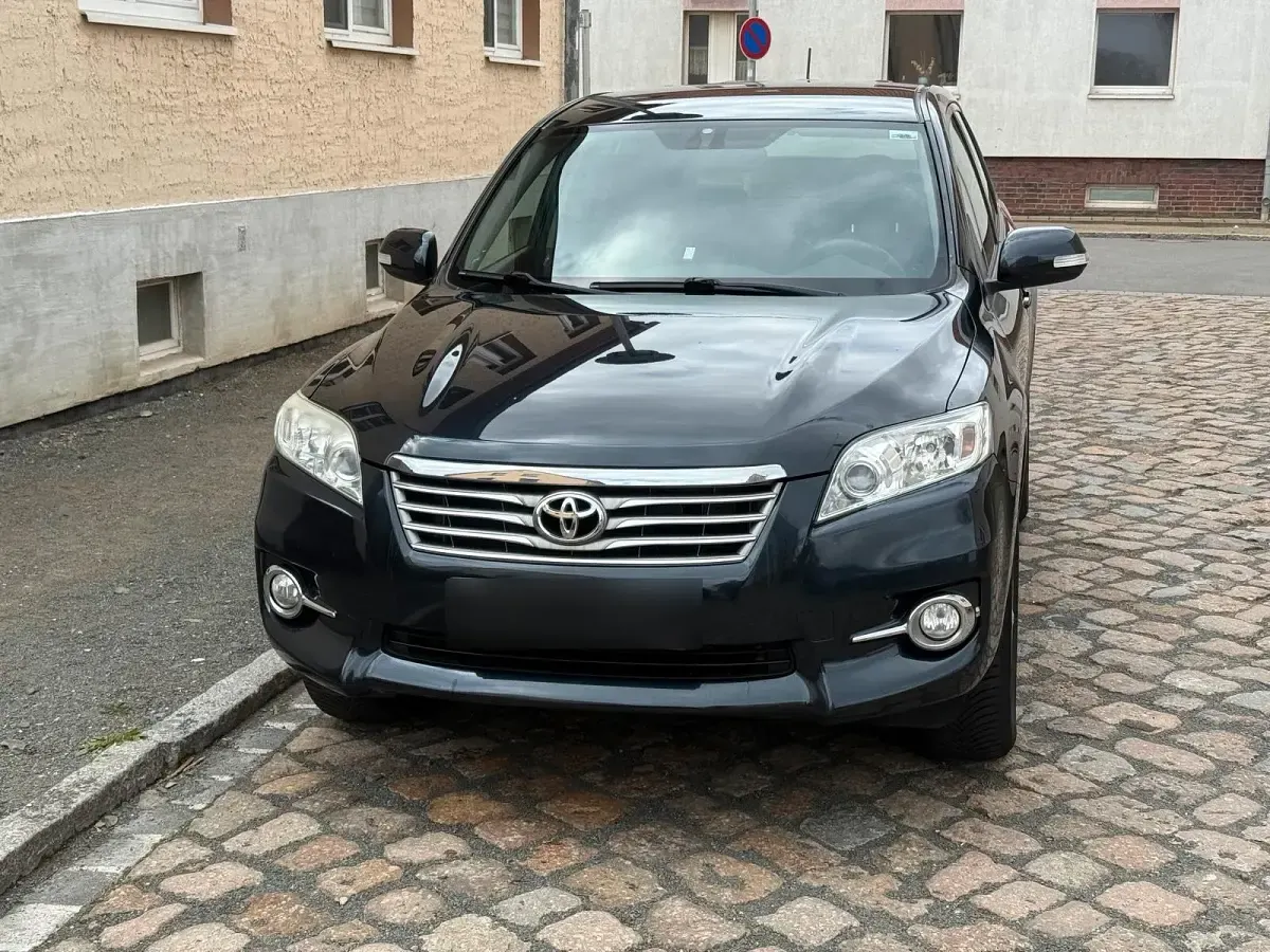 Gebraucht Toyota RAV4 150 PS (110 kW) 2011 Blau SUV