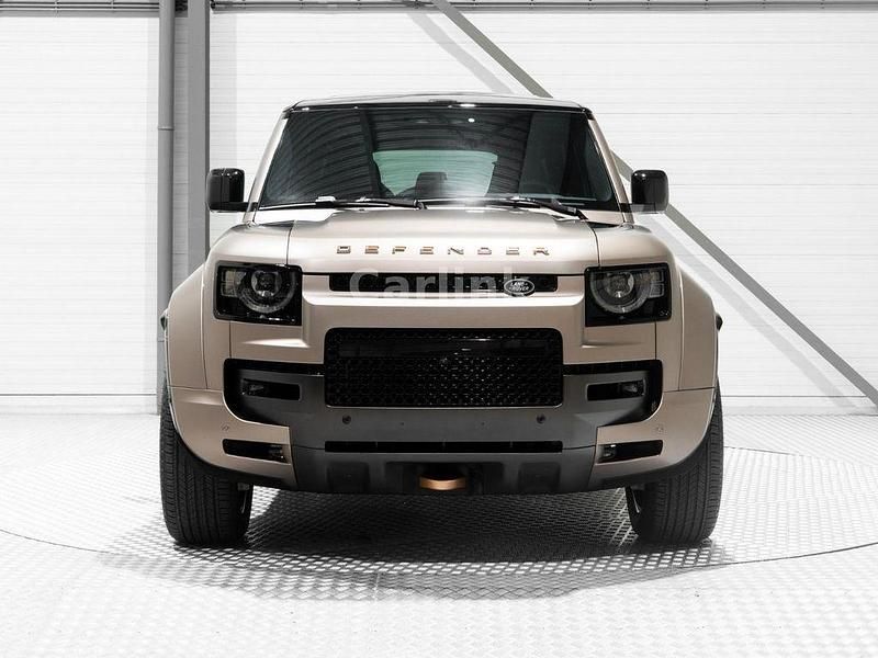 Neu Land Rover Defender 635 PS (467 kW) 2025 Beige SUV