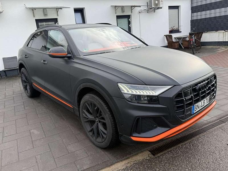 Gebraucht Audi Q8 S-Line 231 PS (169 kW) 2021 Drachenorange metallic SUV