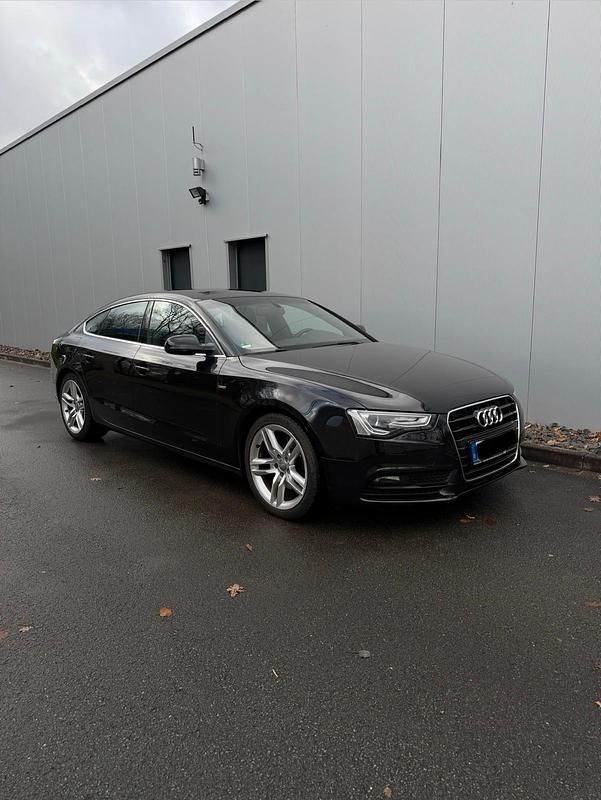 Schwarz Gebraucht 2012 Audi A5 Sportback S-Line Kleinwagen | 9.350 € (Fairer Preis) - Bild 1/4