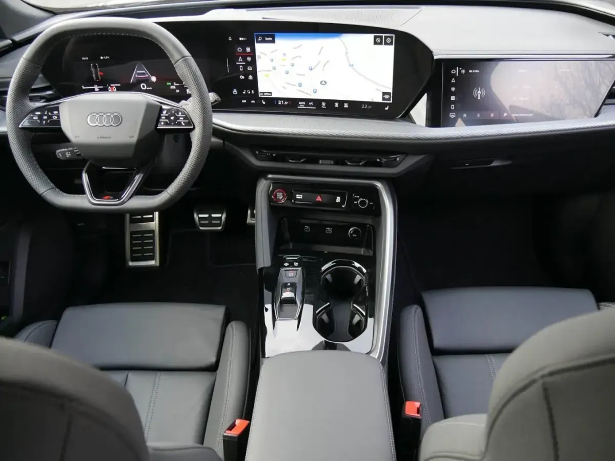 Gebraucht Audi Q5 Ambiente 204 PS (150 kW) 2025 Daytonagrau perleffekt SUV