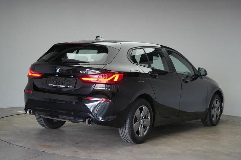 Gebraucht BMW 118 Advantage 150 PS (110 kW) 2022 Schwarz Kleinwagen