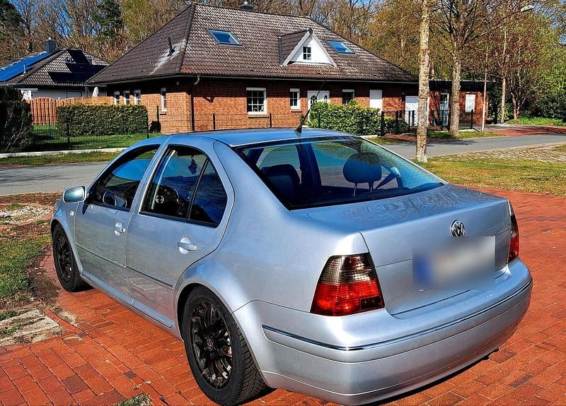 Brugt VW Bora 105 HK (77 kW) 2003 Sølv Sedan
