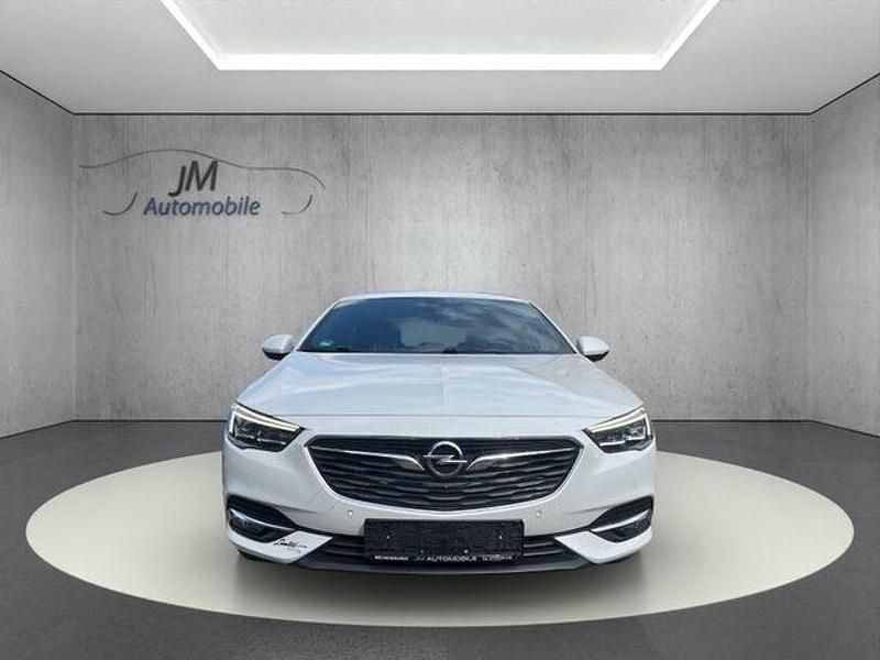 Gebraucht Opel Insignia Innovation 287 PS (211 kW) 2019 Weiß Limousine