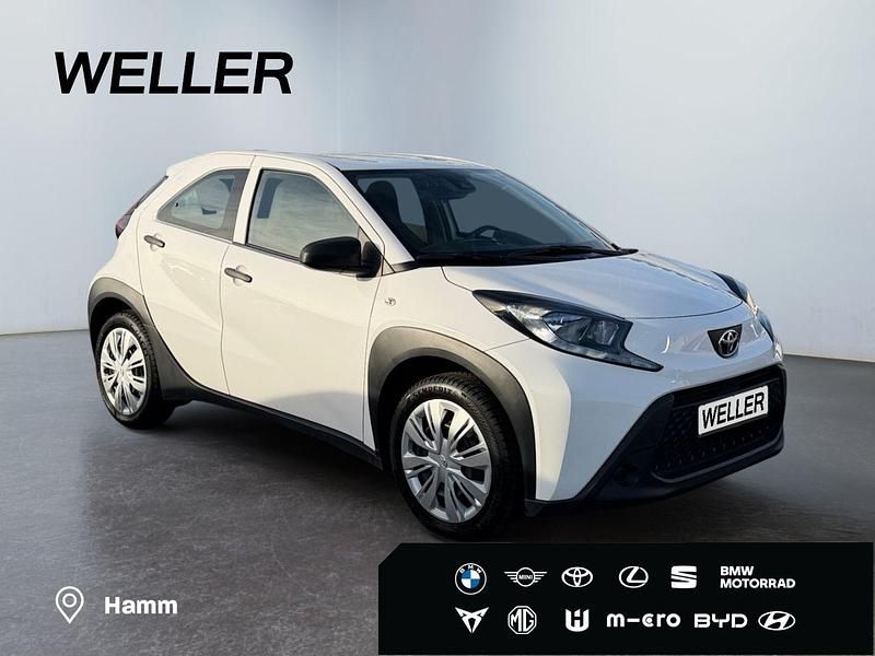 Gebraucht Toyota Aygo X 72 PS (52 kW) 2023 Weiss SUV