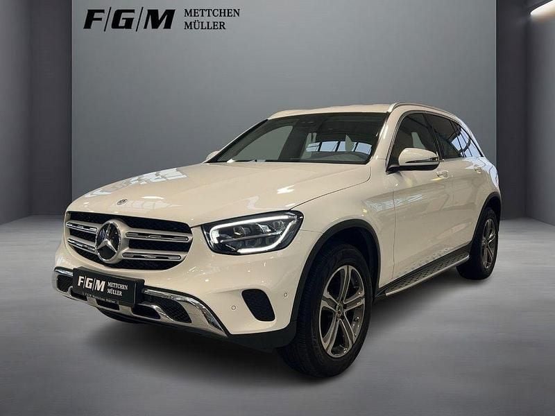Polarweiß Gebraucht 2021 Mercedes GLC200 SUV | 34.970 € (Superpreis) - Bild 1/4