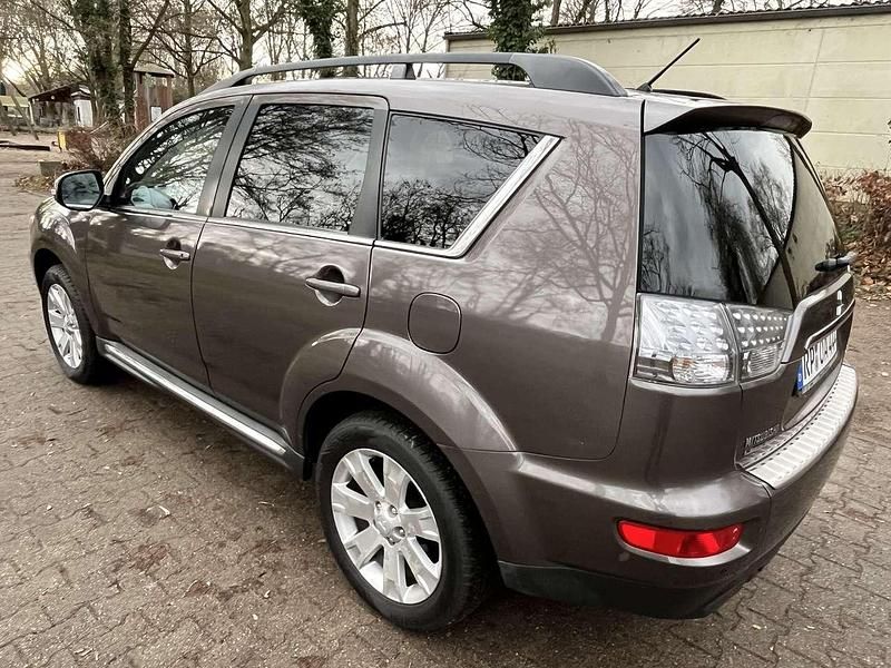 Gebraucht Mitsubishi Outlander Inform 177 PS (130 kW) 2011 SUV