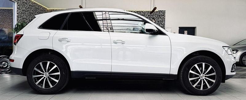 Second-hand Audi Q5 Ambiente 163 CP (119 kW) 2015 Alb SUV
