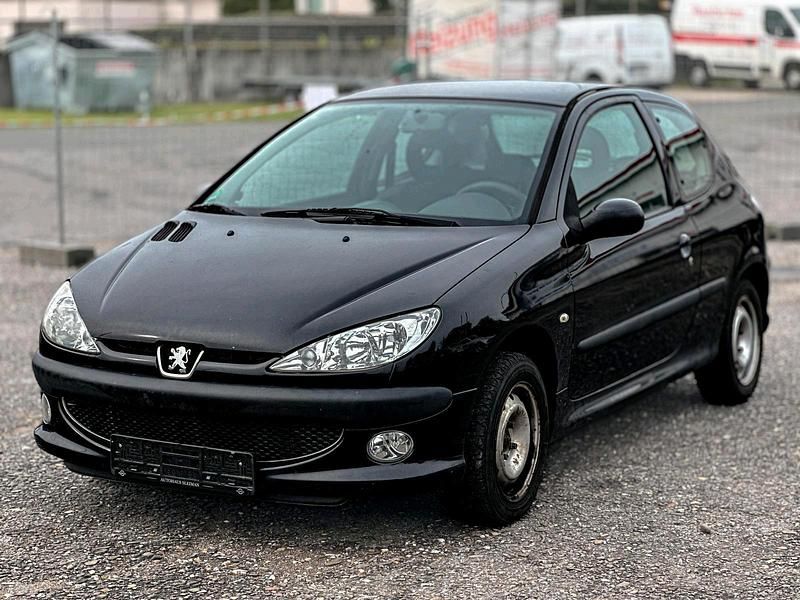 Gebraucht Peugeot 206 75 PS (55 kW) 2005 Schwarz Limousine