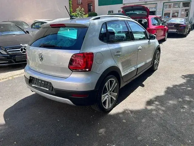 Gebraucht VW Polo Cross 90 PS (66 kW) 2012 Silber Kleinwagen
