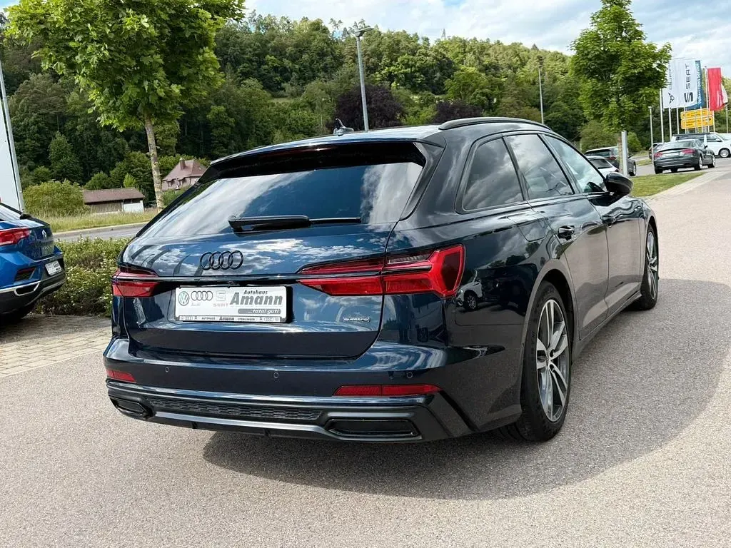 Gebraucht Audi A6 S-Line 245 PS (180 kW) 2022 Blau Kombi
