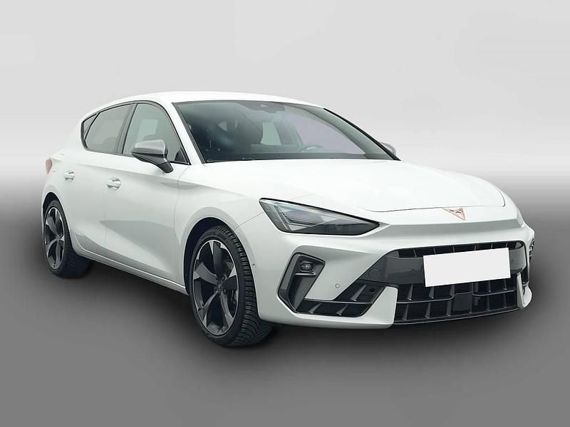 Usata Cupra Leon 150 CV (110 kW) 2025 Bianco Berlina