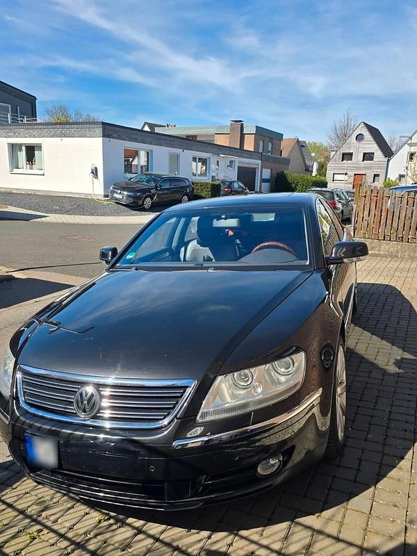 Usata VW Phaeton 234 CV (172 kW) 2005 Nero Berlina