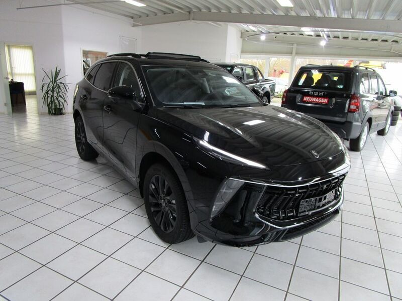 Neu DFSK Forthing 5 177 PS (130 kW) 2025 Schwarz SUV