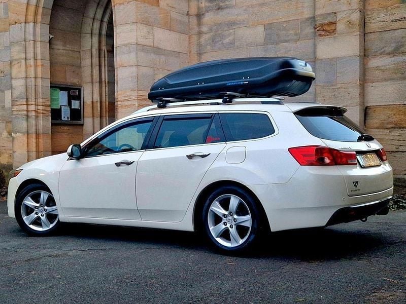 Weiß Gebraucht 2010 Honda Accord Comfort Kombi | 4.999 € (Fairer Preis) - Bild 1/4