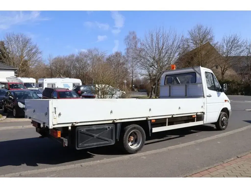 Gebraucht Mercedes Sprinter 129 PS (94 kW) 2005 Arktikweiss Van