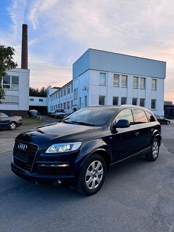 Blau Gebraucht 2007 Audi Q7 S-line plus SUV | 5.900 € (Superpreis) - Bild 1/4