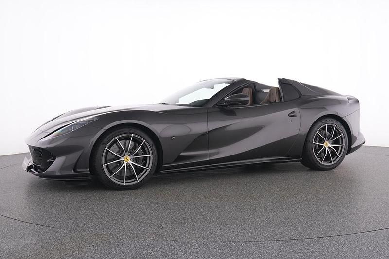 Gebraucht Ferrari 812 799 PS (587 kW) 2022 Grau Cabrio