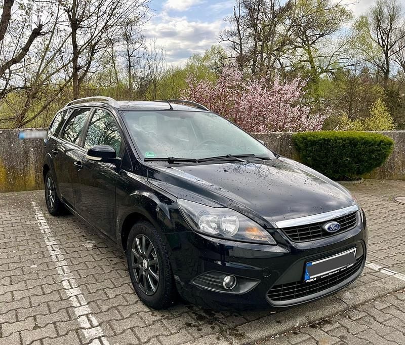 Usata Ford Focus 110 CV (80 kW) 2010 Nero Station wagon