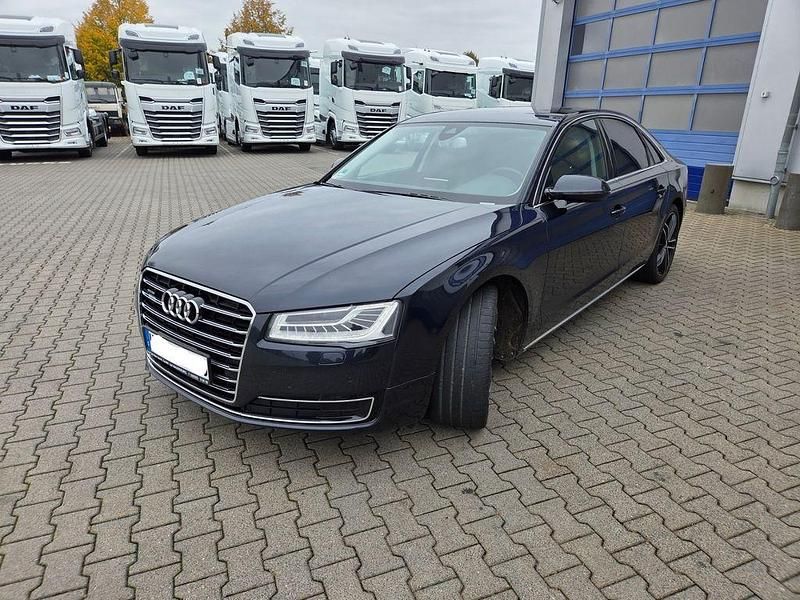 Second-hand Audi A8 258 CP (189 kW) 2014 Albastru Berlinǎ