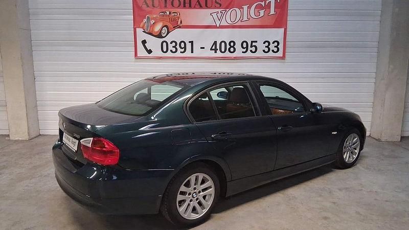 Gebraucht BMW 318 Sport Line 129 PS (94 kW) 2005 Grün Limousine