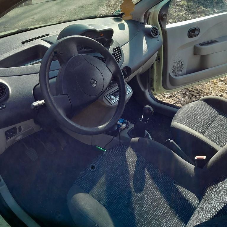 Gebraucht Renault Twingo Authentique 58 PS (42 kW) 2009 Grün Kleinwagen