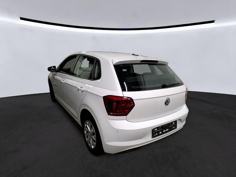 Gebraucht VW Polo Comfortline 95 PS (69 kW) 2020 Pure white Kleinwagen