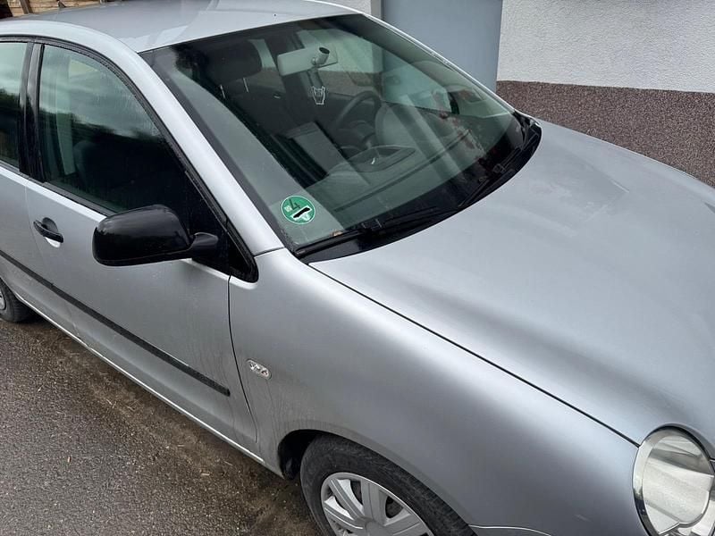 Silber Gebraucht 2005 VW Polo Kleinwagen | 1.380 € (Guter Preis) - Bild 1/4