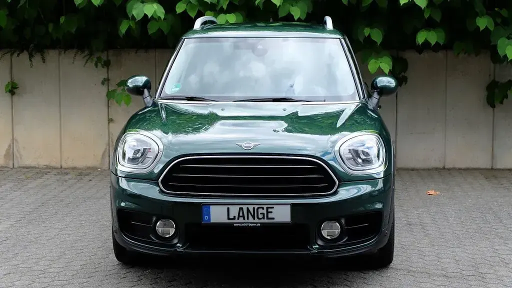Gebraucht Mini One Countryman Chili 102 PS (75 kW) 2019 British racing green ii met (metallic) SUV