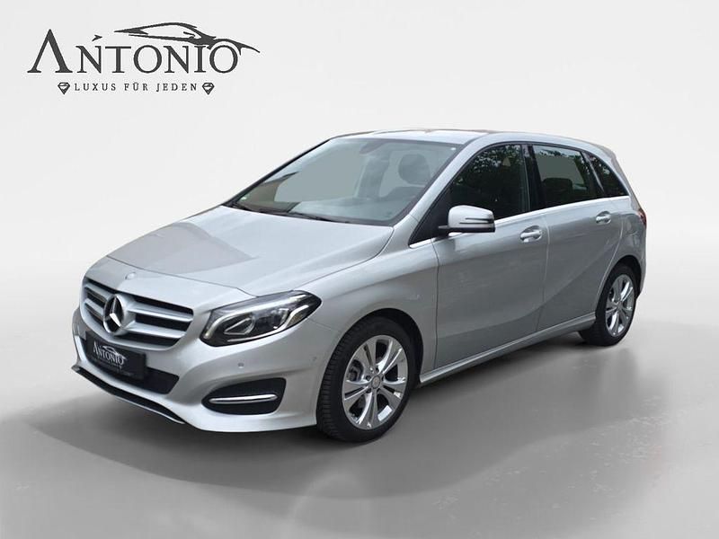 Silber Gebraucht 2016 Mercedes B180 Van / Kleinbus | 14.990 € (Guter Preis) - Bild 1/4