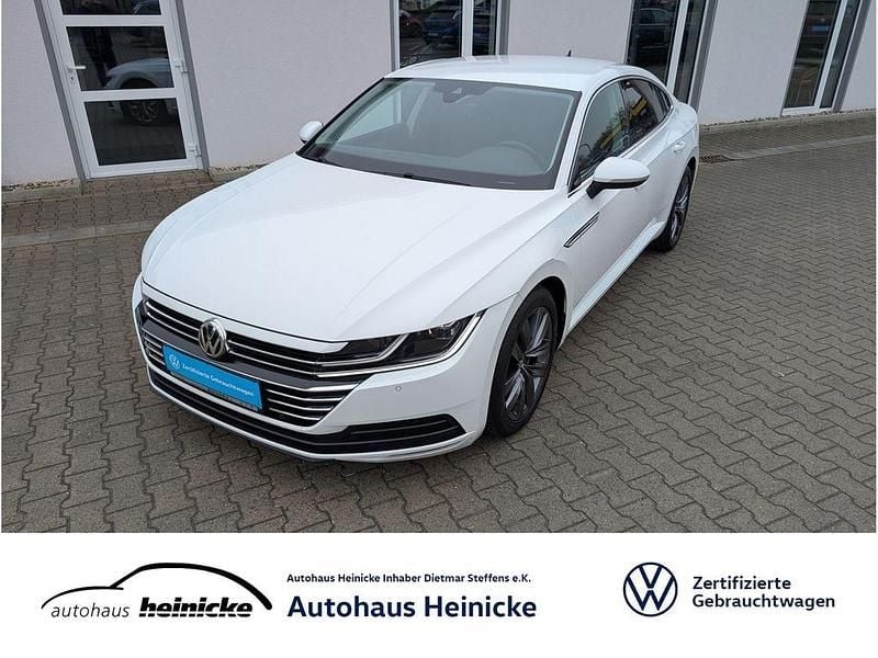 Weiß Gebraucht 2018 VW Arteon Limousine | 20.590 € (Fairer Preis) - Bild 1/4