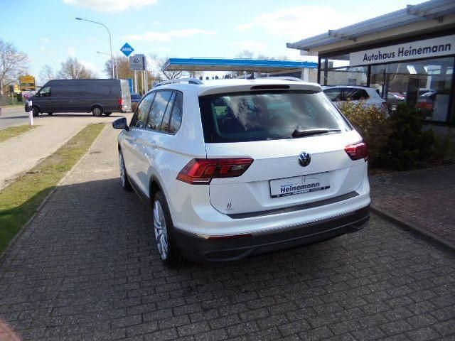 Gebraucht VW Tiguan Active 150 PS (110 kW) 2022 Weiß SUV