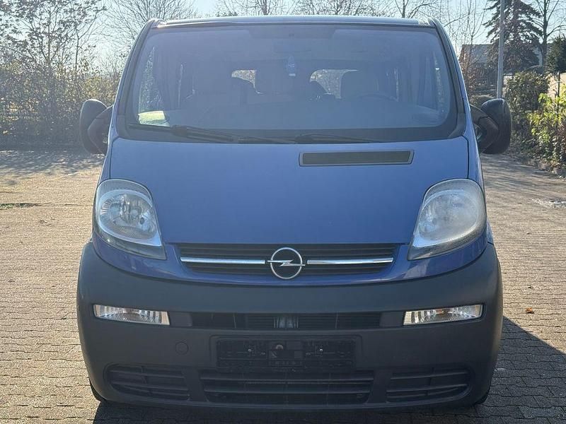 Gebraucht Opel Vivaro 101 PS (74 kW) 2005 Blau Van / Kleinbus