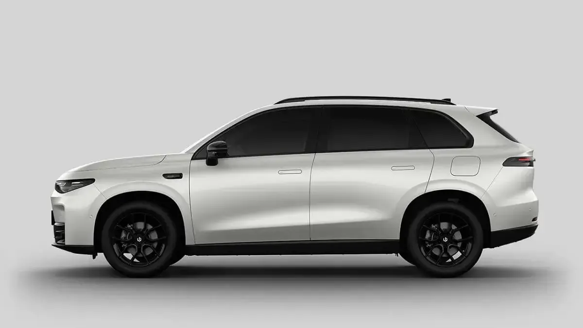 Neu Leapmotor C10 215 PS (158 kW) 2026 Glazed green SUV