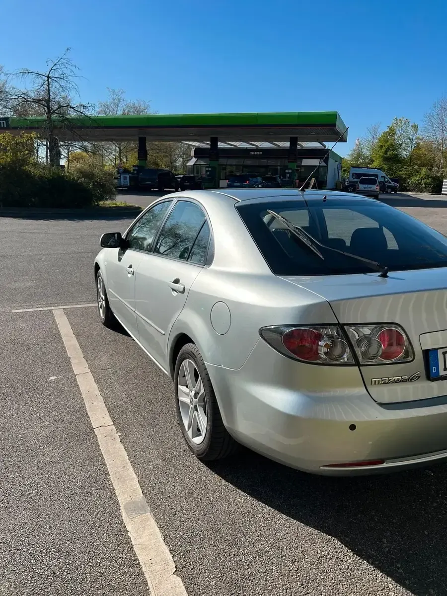 Usata Mazda 6 120 CV (88 kW) 2005 Argento Berlina