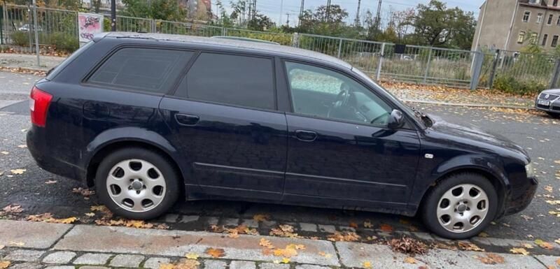 Second-hand Audi A4 131 CP (96 kW) 2004 Albastru Break
