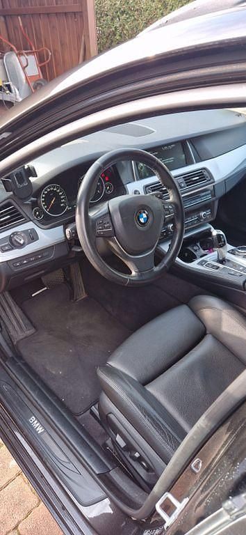 Gebraucht BMW 525 218 PS (160 kW) 2013 Braun Kombi