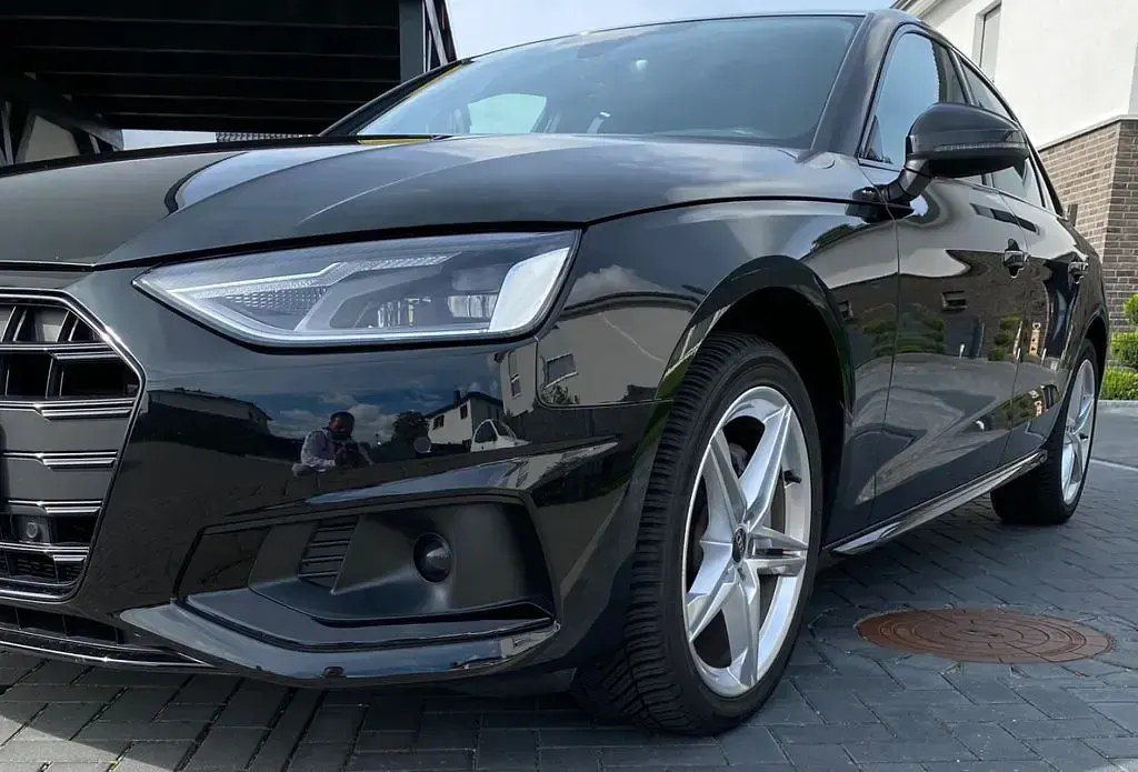 Gebraucht Audi A4 Advanced 204 PS (150 kW) 2021 Schwarz Limousine