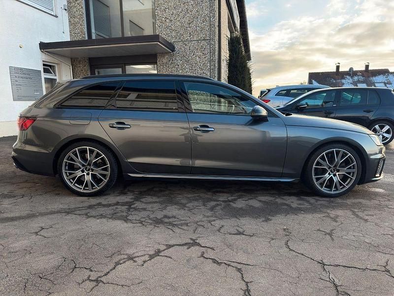 Gebraucht Audi S4 Ambiente 341 PS (250 kW) 2022 Daytonagrau perleffektlack Kombi