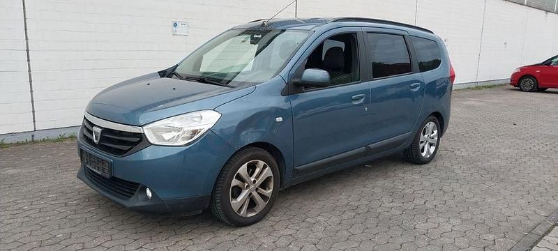 Blau Gebraucht 2013 Dacia Lodgy Prestige Van / Kleinbus | 3.599 € (Guter Preis) - Bild 1/4