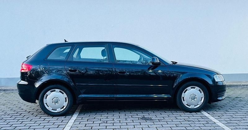 Gebraucht Audi A3 Attraction 125 PS (91 kW) 2009 Schwarz Kombi