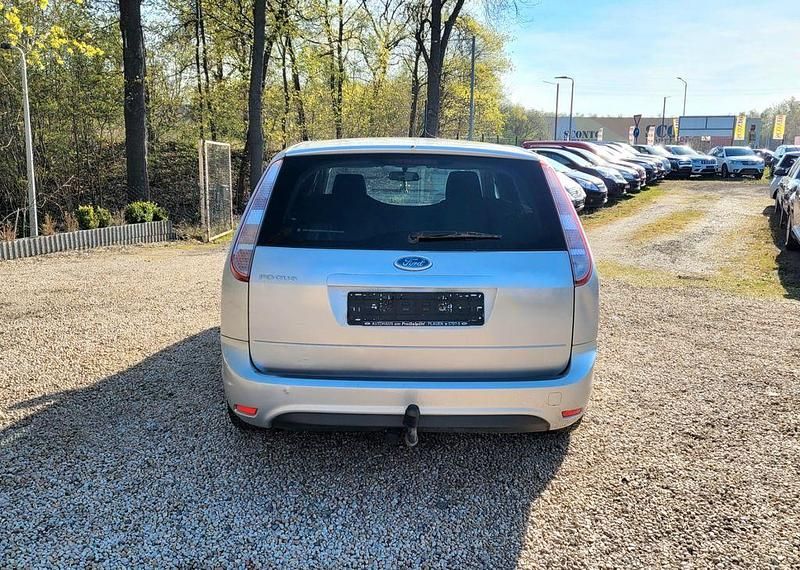 Second-hand Ford Focus Style 145 CP (106 kW) 2008 Gri Berlinǎ