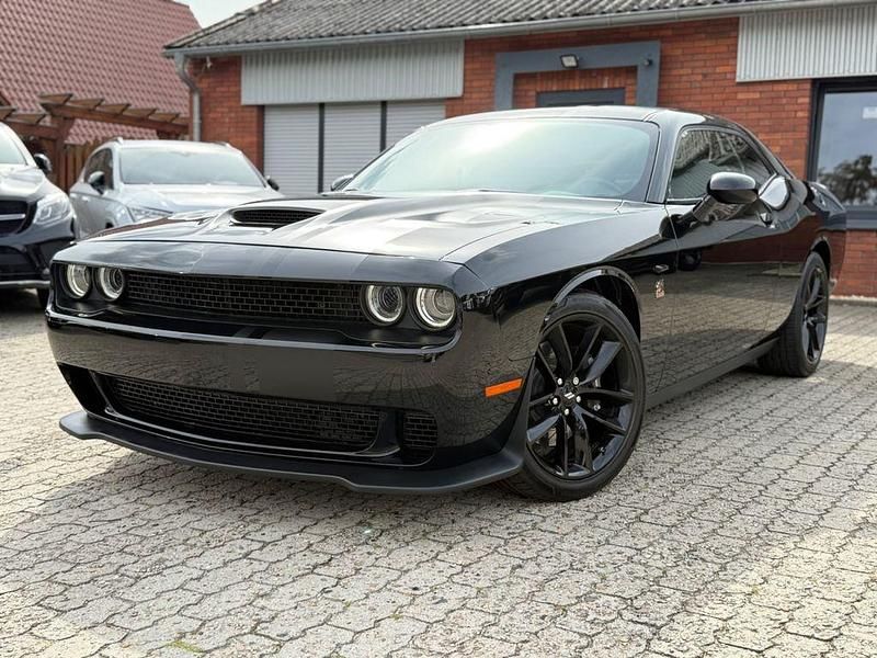 Schwarz Gebraucht 2020 Dodge Challenger Coupé | 33.900 € - Bild 1/4