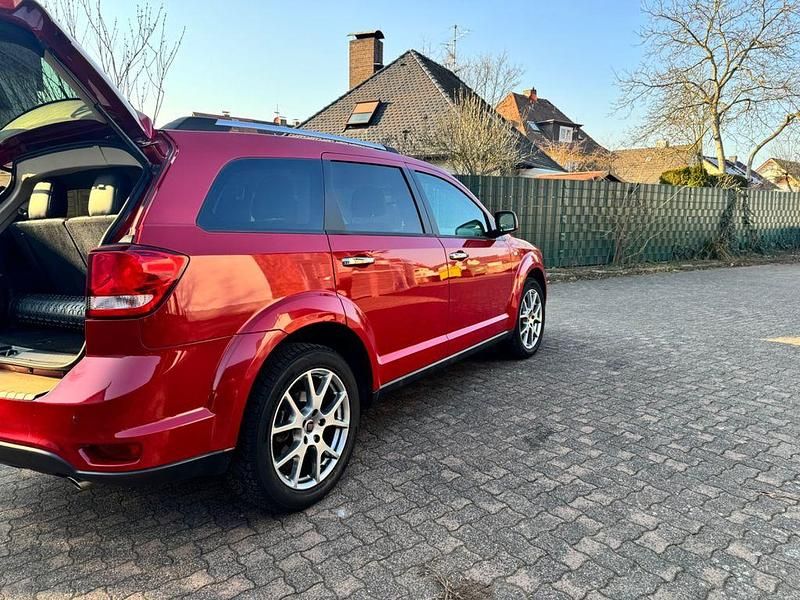 Gebraucht Fiat Freemont 170 PS (125 kW) 2012 Rot SUV