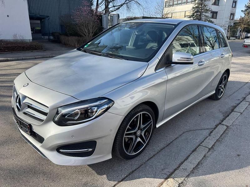Gebraucht Mercedes 220 AMG 177 PS (130 kW) 2015 Silber Limousine